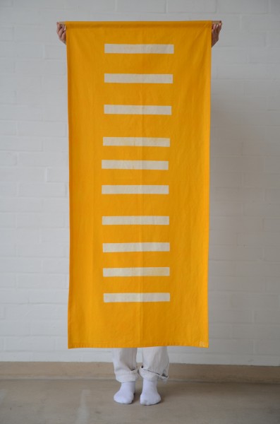 BLAUDRUCK . FRANZISKA LUTZE . Striche gelb . 2022